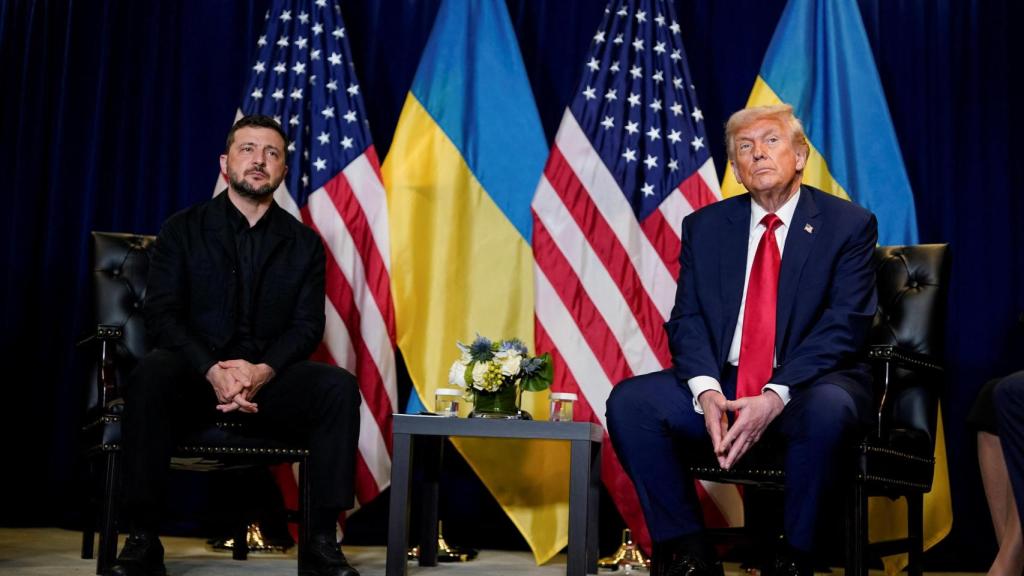 El presidente de Estados Unidos, Donald Trump , se reúne con su homólogo ucraniano, Volodímir  Zelenski, durante la Asamblea General de Naciones Unidas.