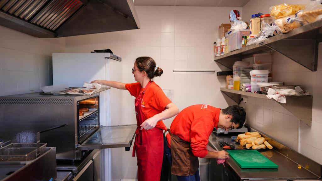 La cafetería del Centro Cultural Gloria Fuertes.