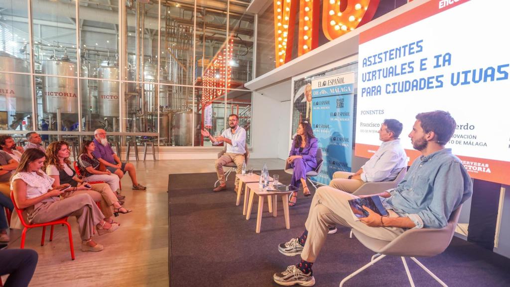 Fotogalería | Así fue el Encuentro Tecnológico de EL ESPAÑOL de Málaga sobre IA y asistentes virtuales