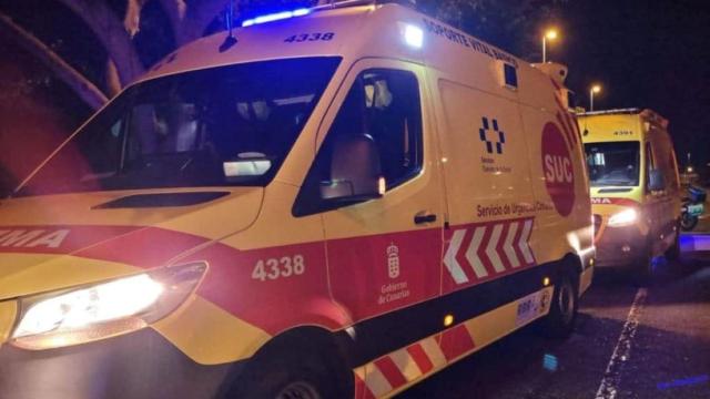 Una ambulancia del Servicio de Urgencias Canario (SUC)