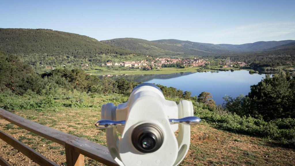 Vinuesa, un pueblo soriano rodeado de árboles