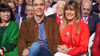 El Presidente del Gobierno, Pedro Sánchez, y su esposa Begoña Gómez en una imagen de diciembre de 2024.