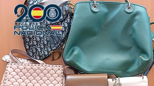 Algunos de los objetos robados.