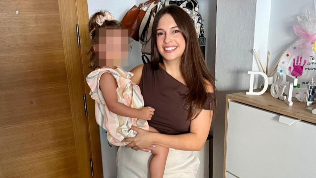 María, con la pequeña Valeria, sana y salva.