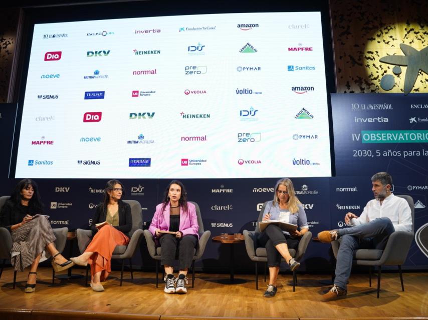 La mesa sobre conflicto.