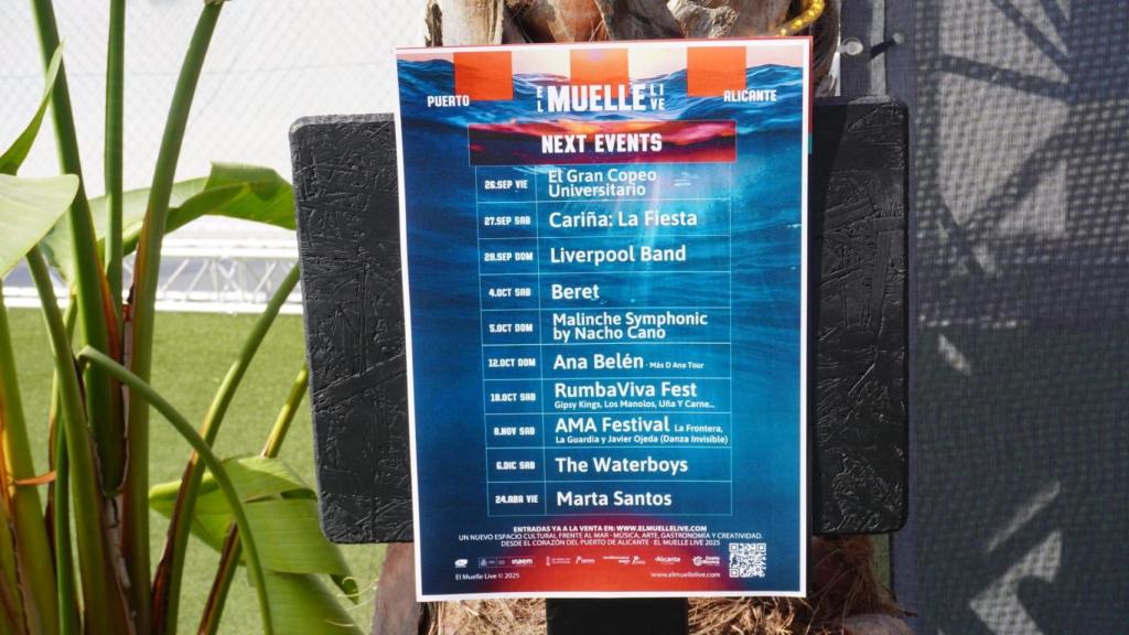 El cartel de la programación de El Muelle Live.