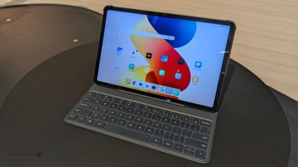 Redmi Pad 2 Pro con teclado