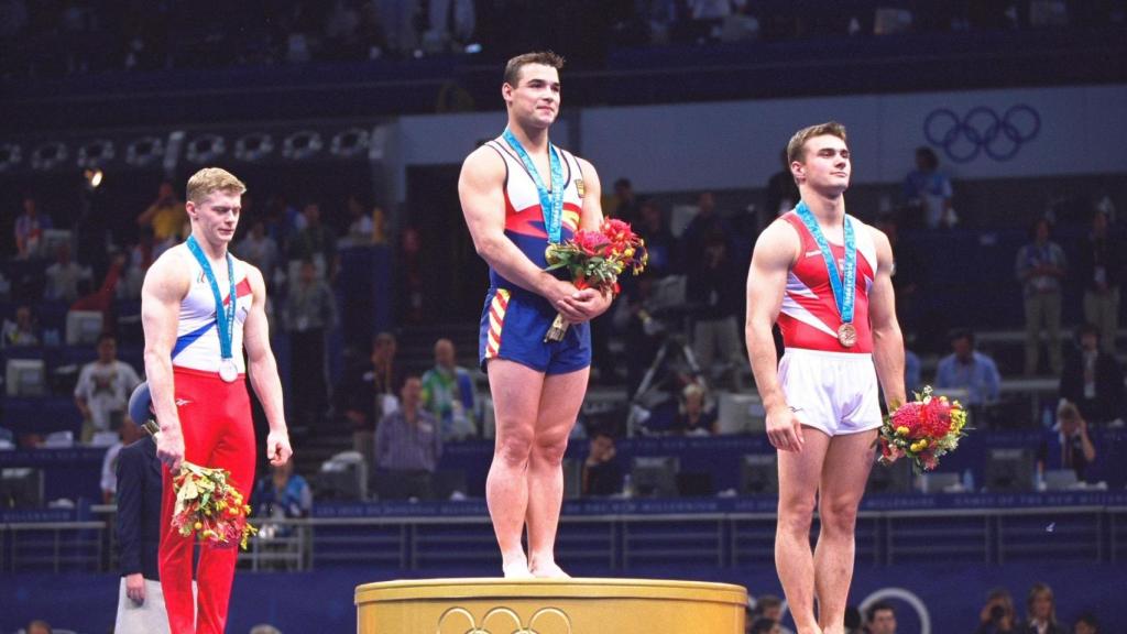 Gervasio Deferr, en lo más alto del podio en Sydney 2000