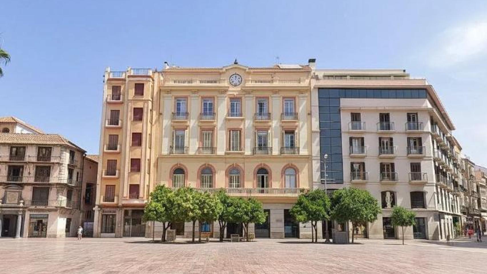 Imagen del edificio donde está en venta un ático por 6,9 millones de euros.