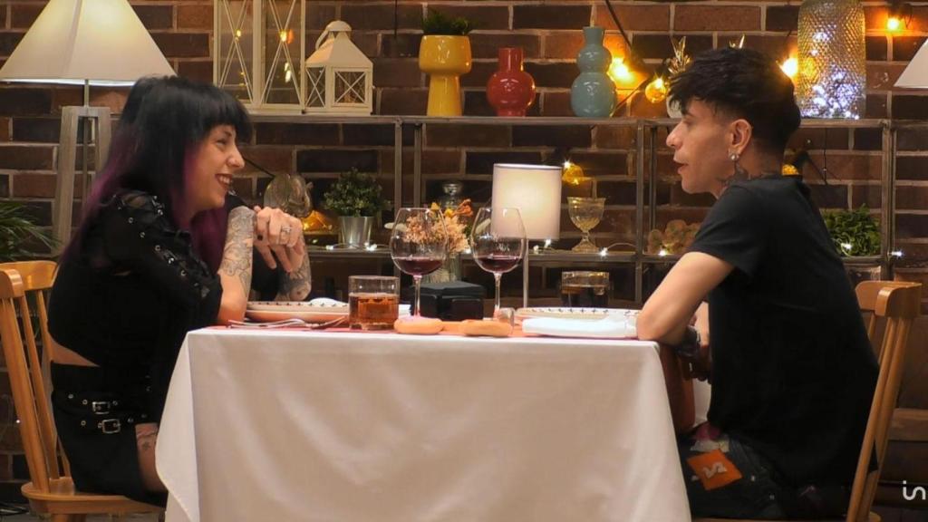 Rafa y Patricia en 'First Dates'.