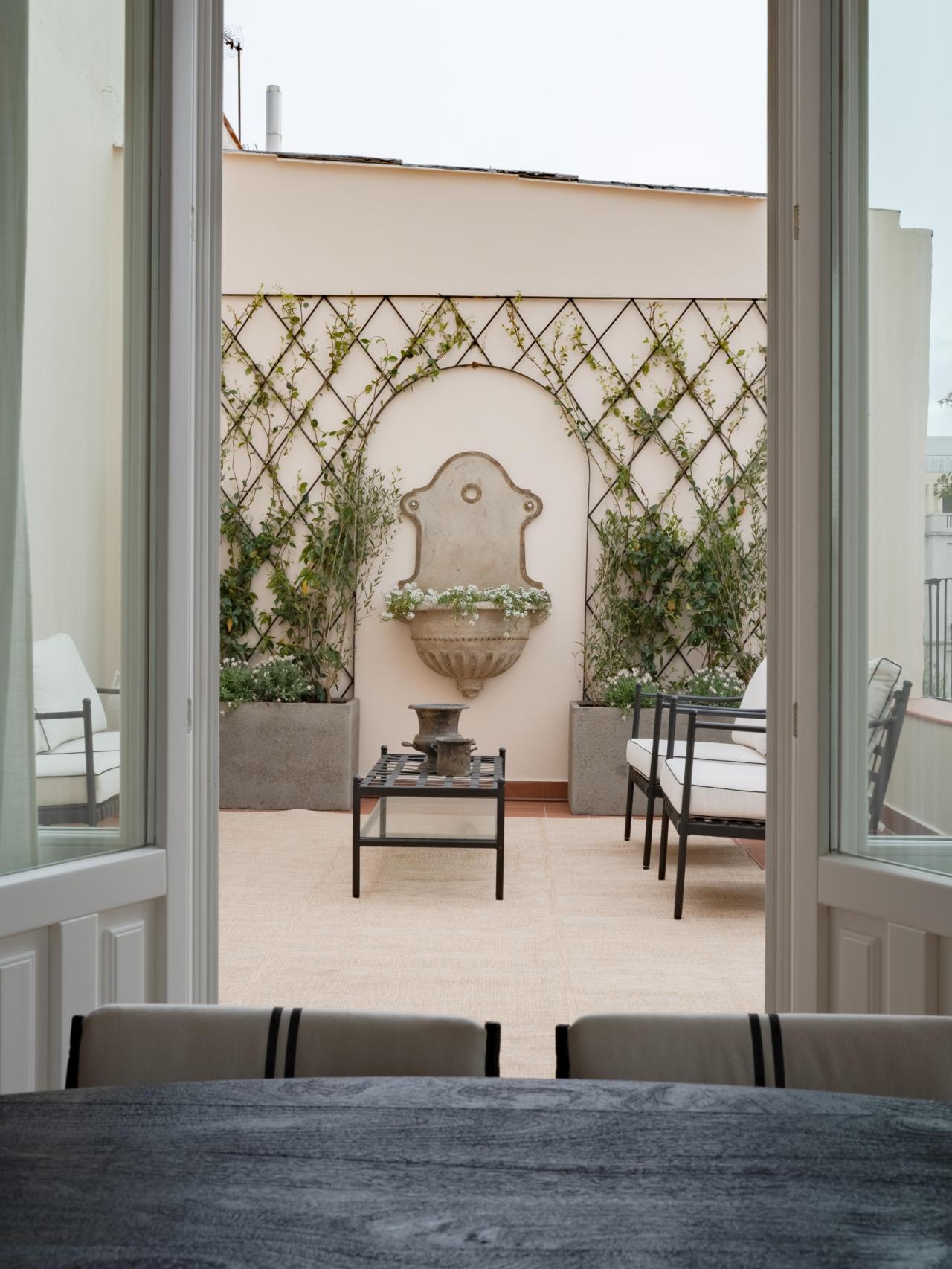 Terraza de la casa de Justicia de Vivla en Madrid.