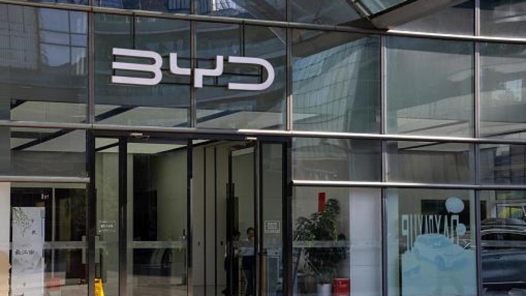 Sala de exposición de BYD en Suzhou, China.