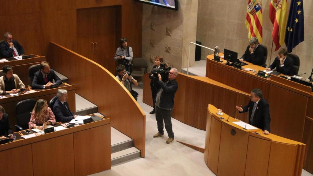 Fernando Sabés y Jorge Azcón, cara a cara en el Debate del Estado de la Comunidad