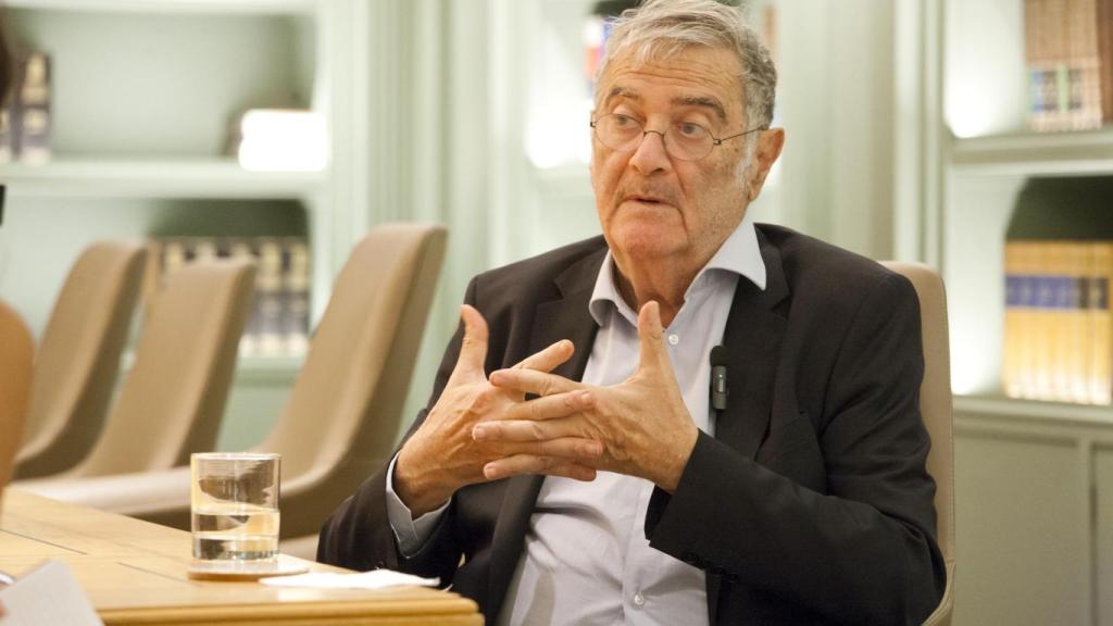 Serge Haroche, Premio Nobel de Física 2012, durante la entrevista.