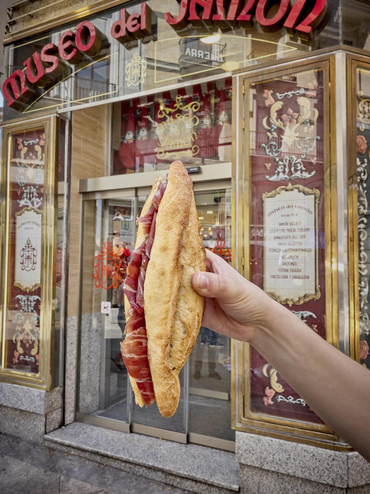 Bocadillo Museo del Jamon 006