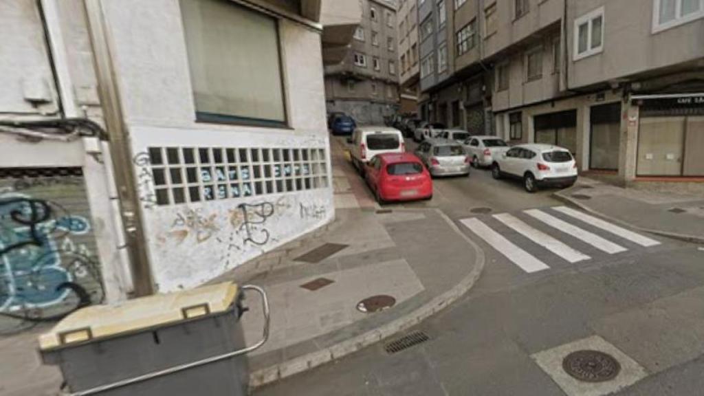 Una conductora trasladada al Chuac tras una colisión en el barrio de Eirís en A Coruña