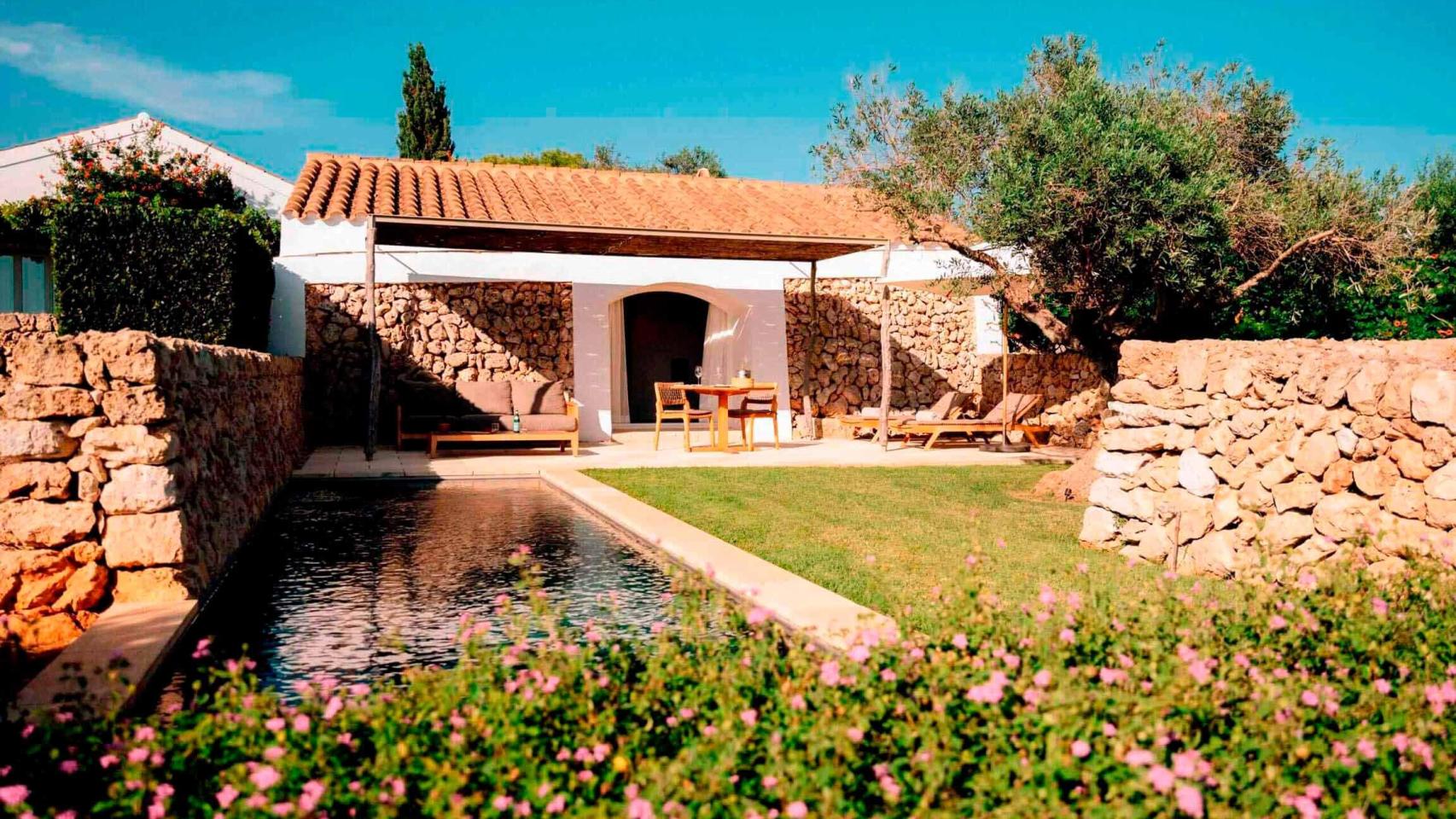 Una de las habitaciones del hotel Torralbenc.