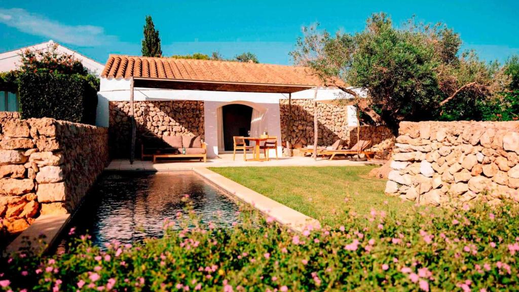 Una de las habitaciones del hotel Torralbenc.