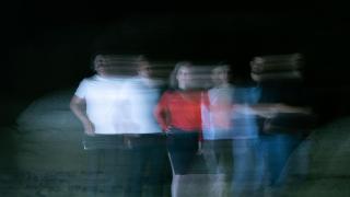 Así suena '1997', el regreso de la banda gallega Nadadora