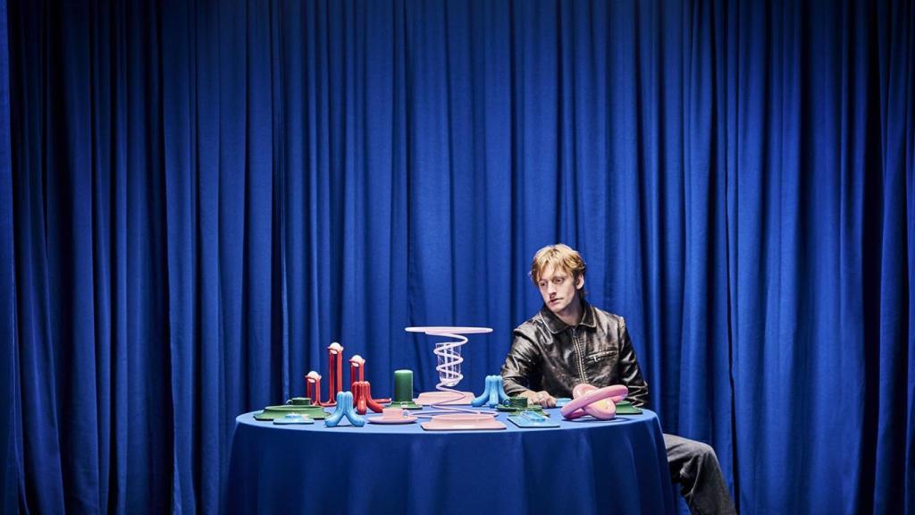 Gustaf Westman con su nueva colección para IKEA.