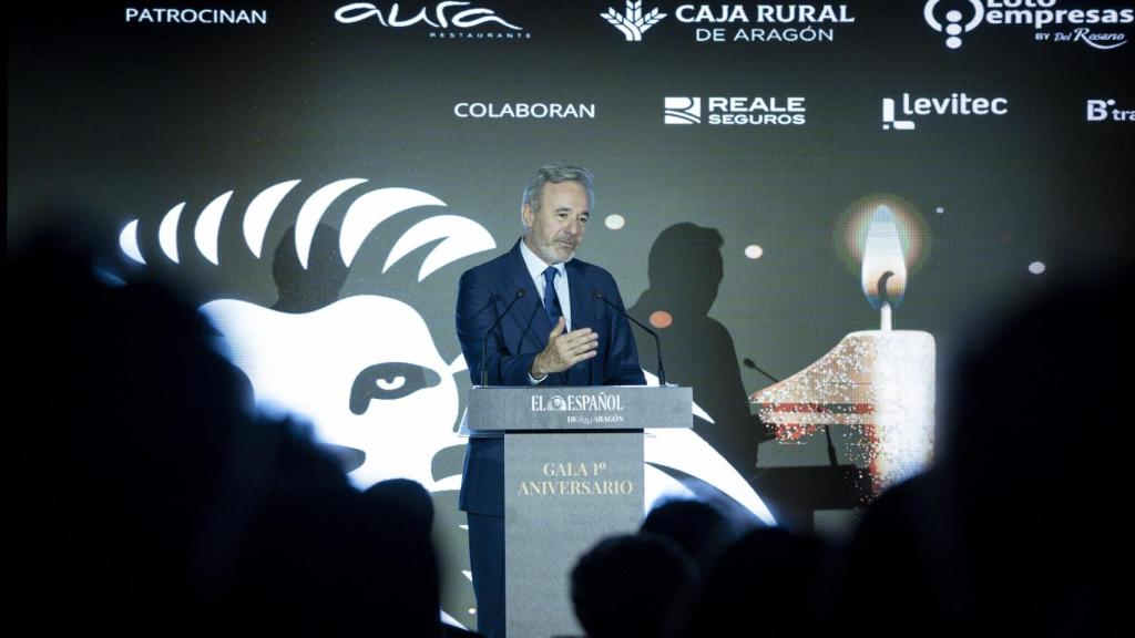 El presidente de Aragón, Jorge Azcón, durante la gala.