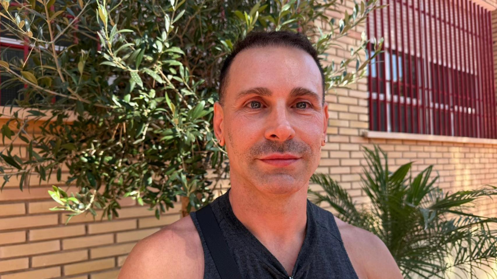 Igor, alumno de la Escuela Oficial de Idiomas de Torrevieja.