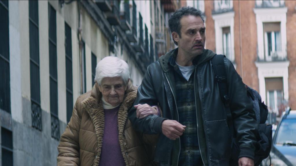 Daniel Guzmán y Rosario García durante la grabación de 'La deuda'.