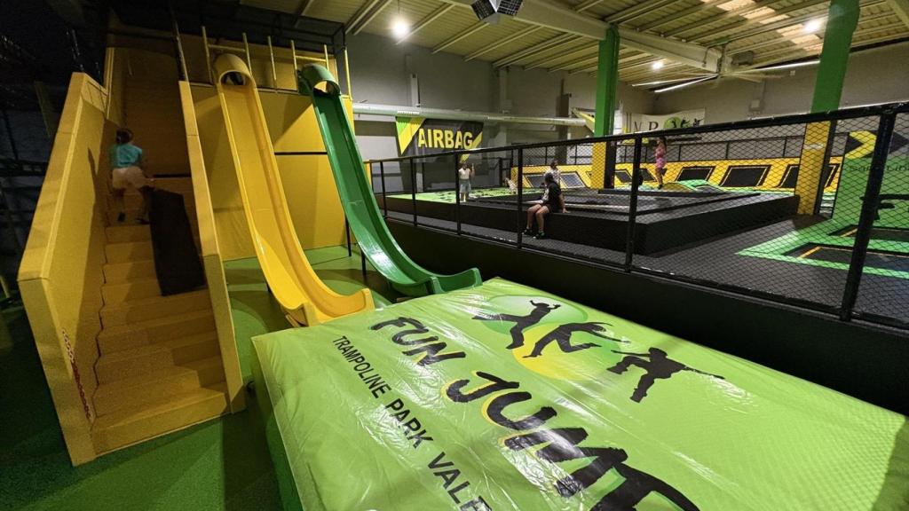 Parque infantil en la 'zona cero'. EE