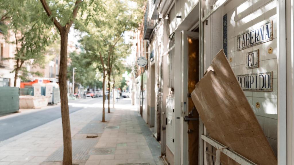 Taberna El Rompido, en obras tras su cierre, en Ponzano.