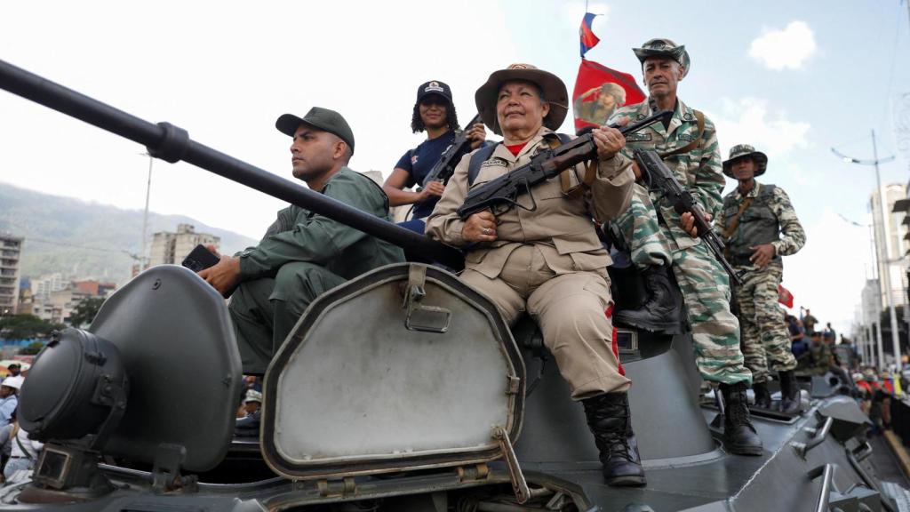 La Milicia Nacional Bolivariana de Venezuela marcha en apoyo al presidente Nicolás Maduro.