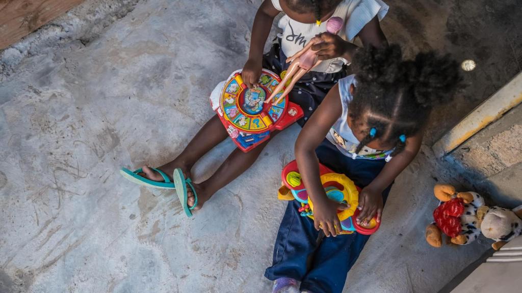 Proyecto 100 mil pisos para jugar.