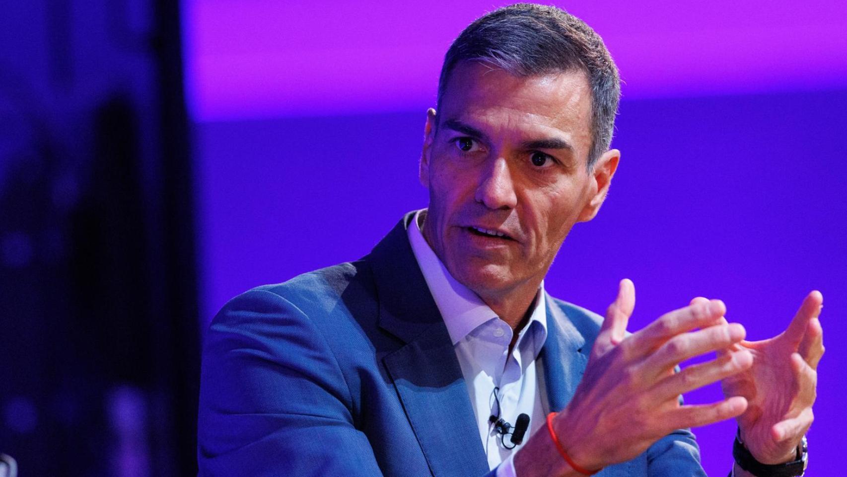 El presidente del Gobierno, Pedro Sánchez,  en un coloquio celebrado este viernes en Londres.