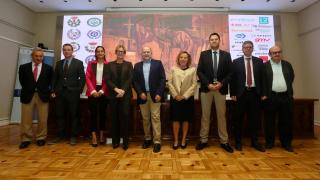 Los participantes en la Mesa redonda celebrada esta mañana en Madrid.