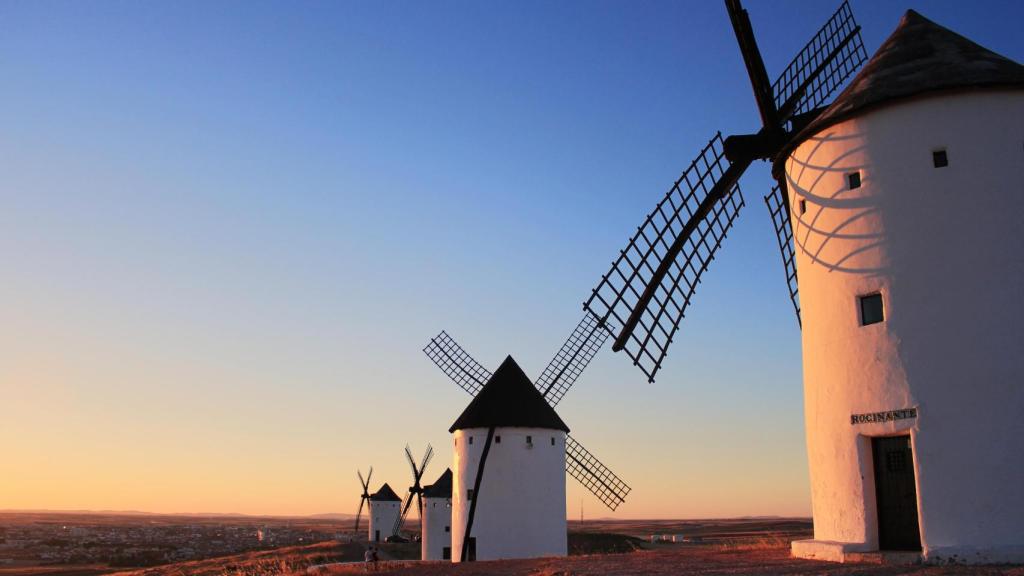 Los molinos de Alcázar de San Juan.
