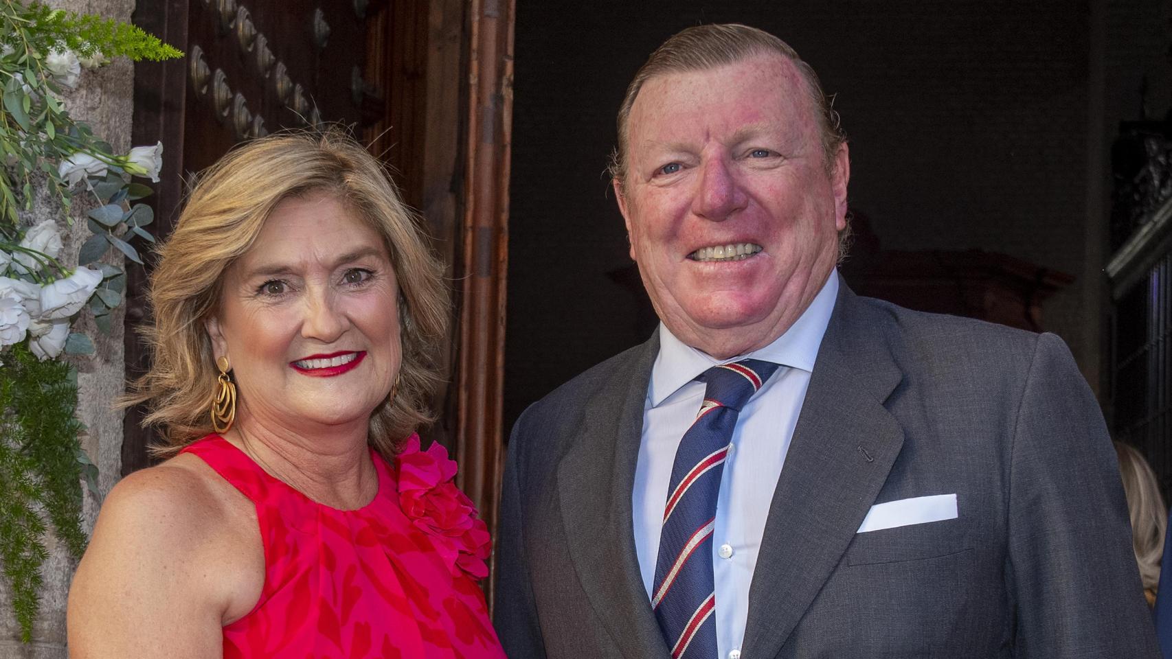 Imágenes del día: la carta de amor que Patricia, mujer de César Cadaval, le dedica y la reacción del humorista lo dice todo