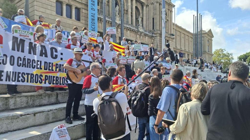 La protesta, este sábado frente al MNAC.
