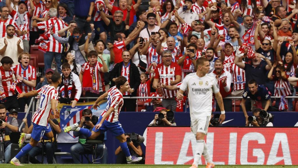 Julián Álvarez celebra un gol ante el Real Madrid.