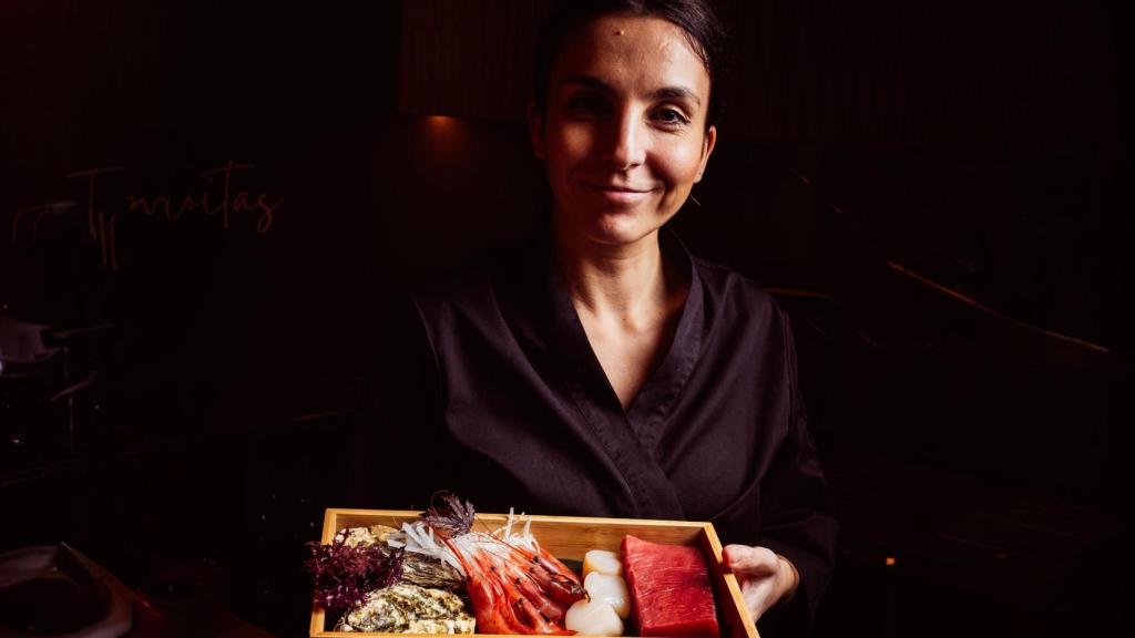 Andrea Díaz, en su puesto en el Mercado Central de Alicante.