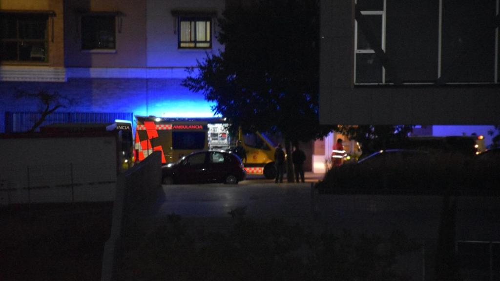 Ambulancias del Sacyl en el accidente de la Enrique Cubero de Valladolid