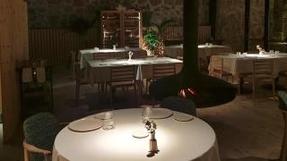 896921261_250433075_1706x960