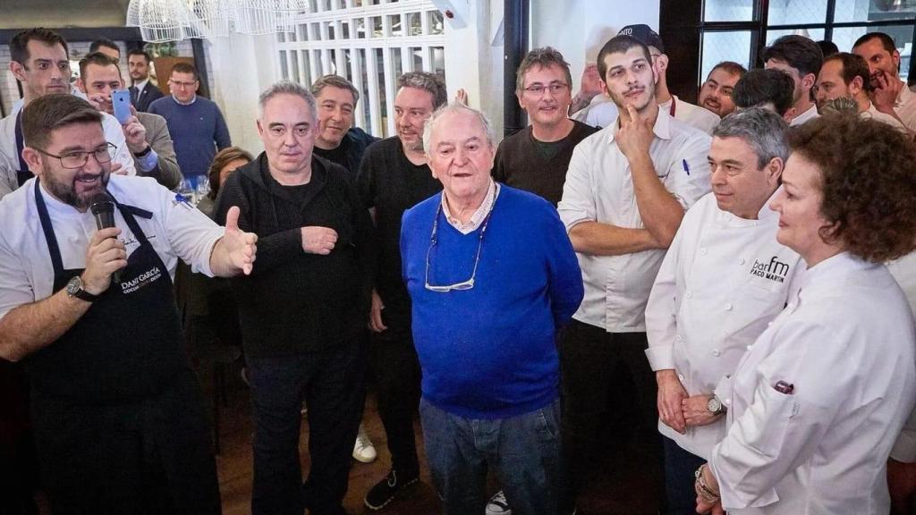 Algunos grandes nombres de la cocina que se han dejado pasar por allí son José Andrés, Ferrán Adriá, Dani García, Carme Ruscadella, Samantha Vallejo, Jordi Cruz, Pepe Rodríguez...