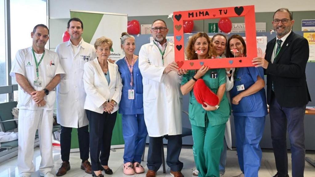 Sanitarios de Málaga en una actividad del Día del Corazón.