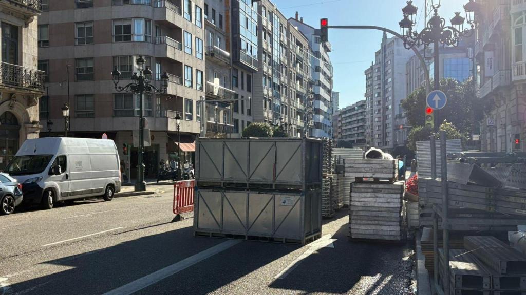 Carril cortado en García Barbón.