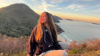 Thaïs Di Angelo (28), la alicantina que se fue a Australia a trabajar de camarera: Se gana mucho más que en España