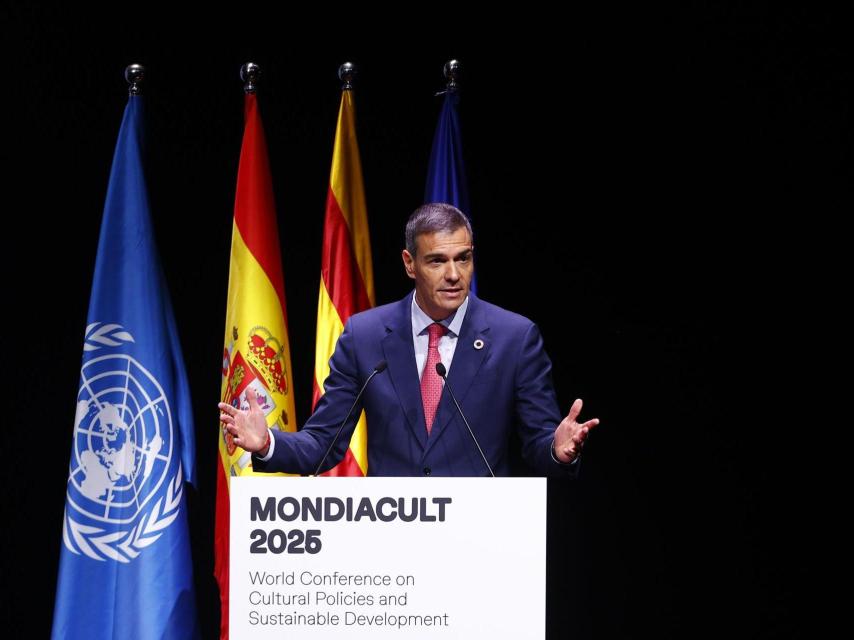 El presidente del Gobierno de España, Pedro Sánchez, durante su intervención en la inauguración de Mondiacult 2025, este lunes en Barcelona.