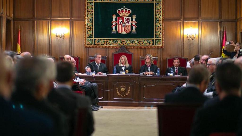 Un momento de la intervención de Astray.