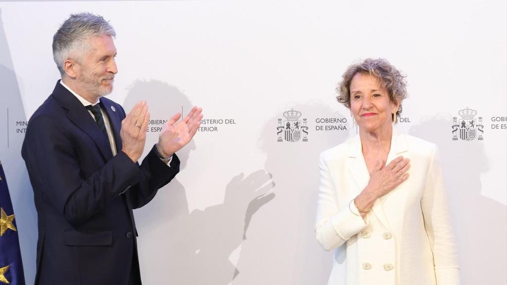 El ministro del Interior, Fernando Grande-Marlaska, junto con la secretaria de Estado de Seguridad, Aina Calvo, este verano.