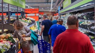 Interior de una tienda Aldi.