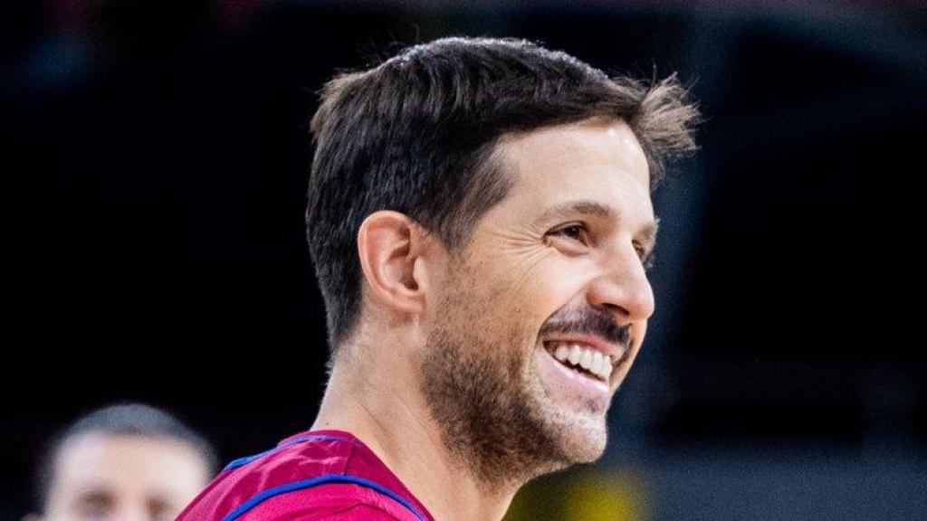 Nicolás Laprovittola, con el Barça de basket.