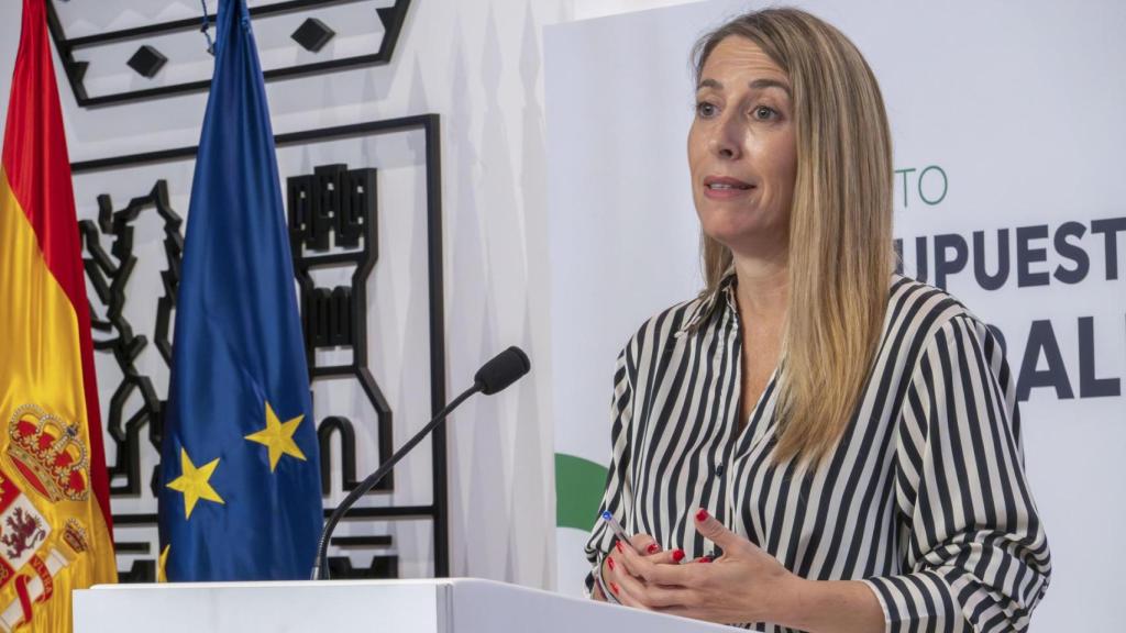 La presidenta de la Junta de Extremadura, María Guardiola, este lunes en Mérida.
